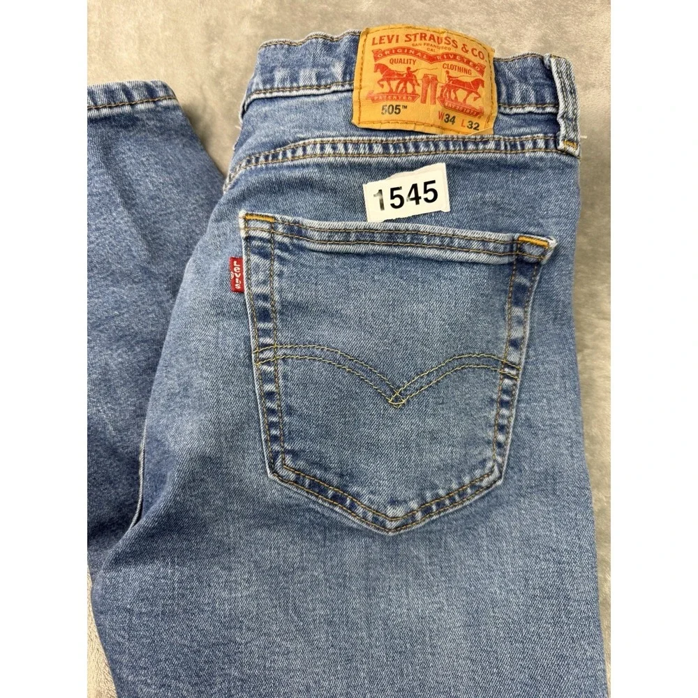 Levis 505 Jeans Men's 34x32‎ Regular Fit Straight Leg Blue Medium Wash